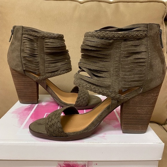 Not Rated Shoes - Not rated rosella heeled sandal size 8.5 BNIB